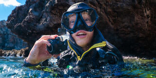 Teenage boy diving